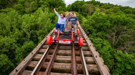 B열차: Ride the Rails of Rhythmic Mayhem!